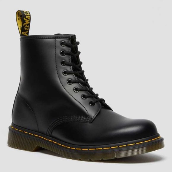 Dr. Martens Shoes - dr martens 1460 smooth leather lace up boots